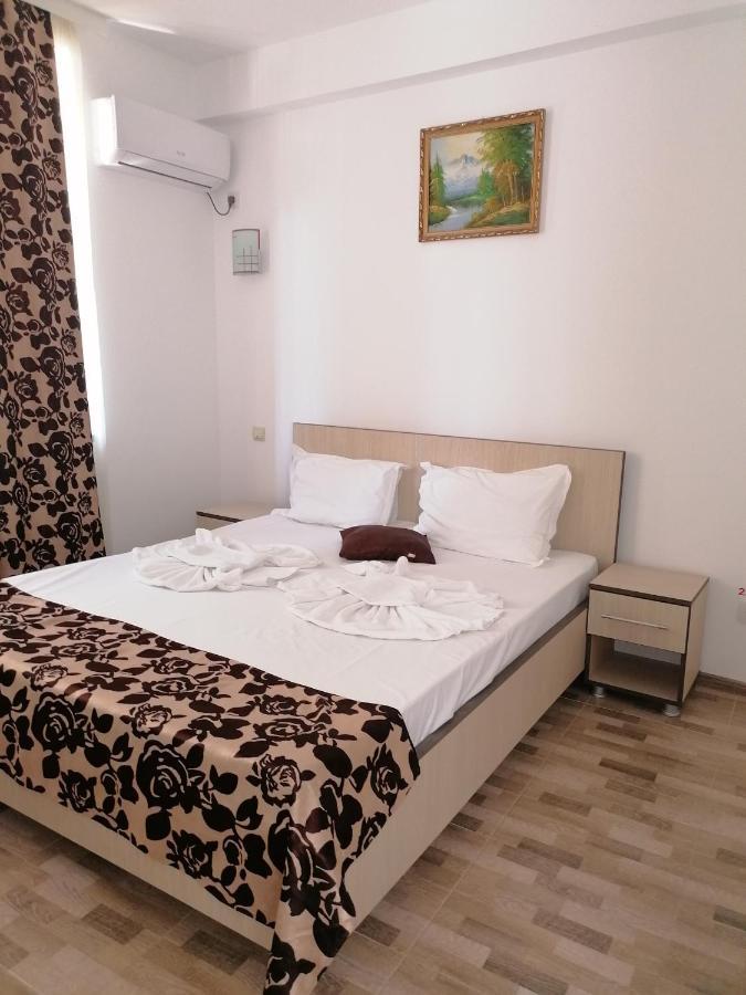 Hotel Coralis 2 Észak-Eforie Kültér fotó