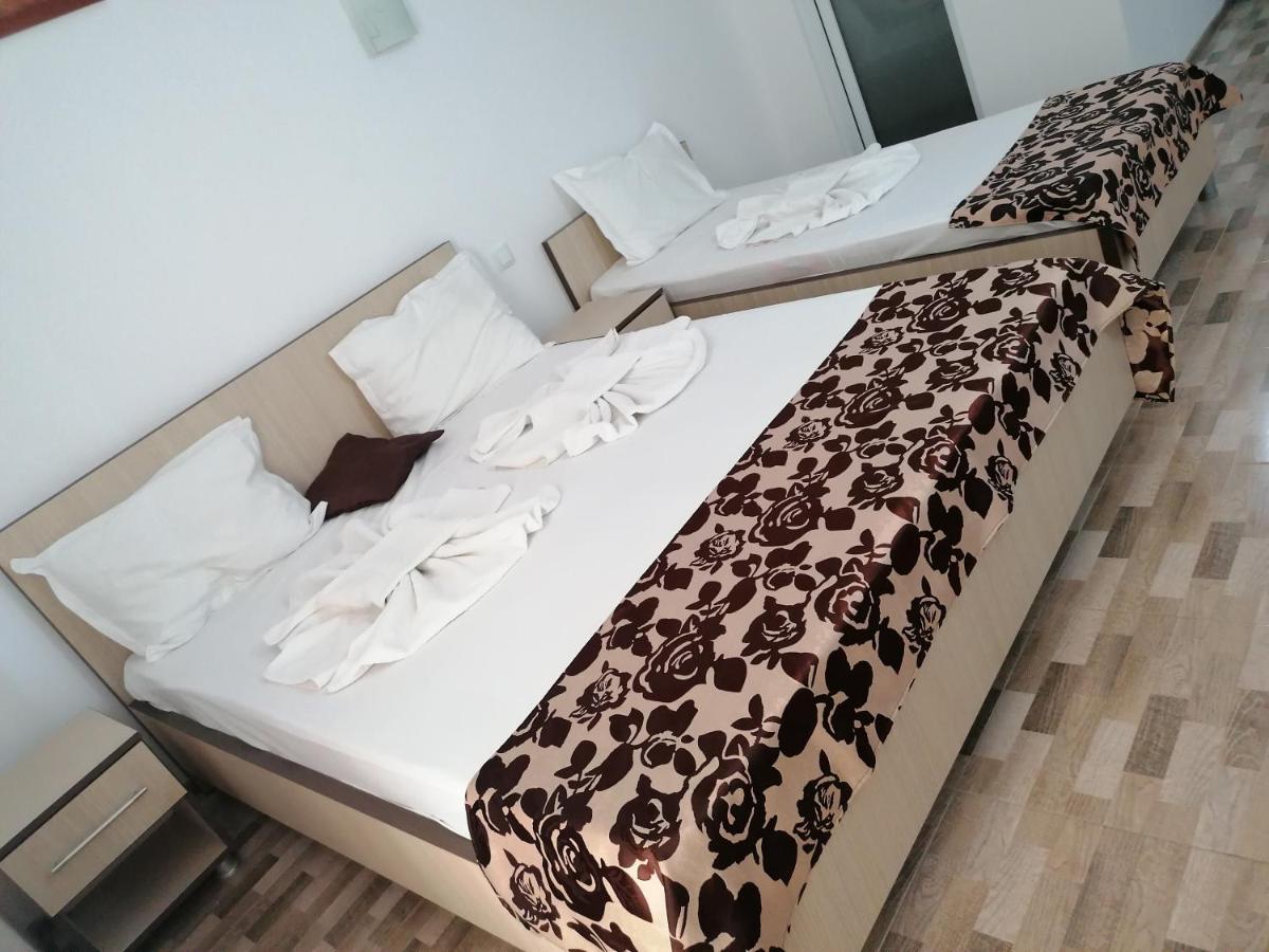 Hotel Coralis 2 Észak-Eforie Kültér fotó