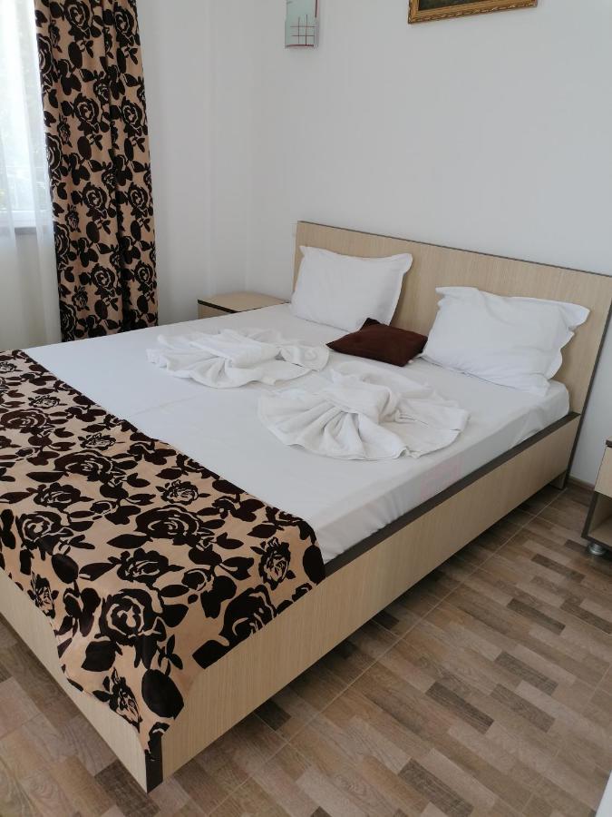 Hotel Coralis 2 Észak-Eforie Kültér fotó