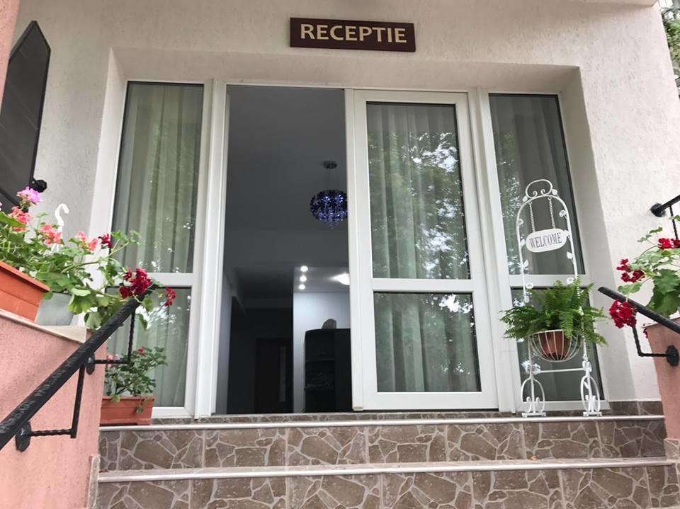 Hotel Coralis 2 Észak-Eforie Kültér fotó